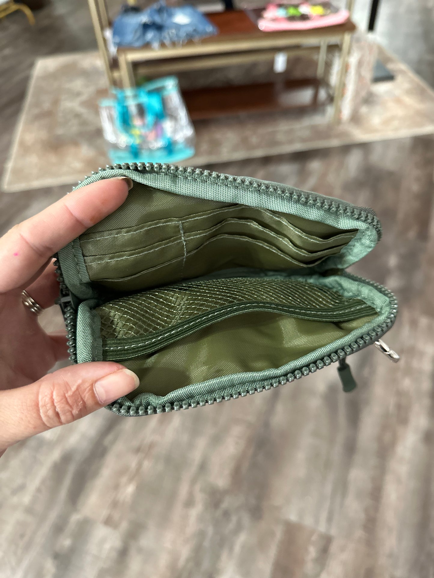 Girl On The Go Pouch 2.0