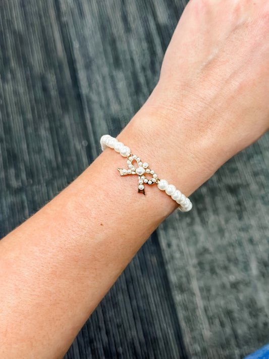 Dainty Bow Pearl Bracelet